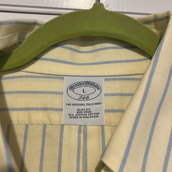 Brooks Brothers dress shirt
Lg yellow/blue nw - Picture 2 of 2